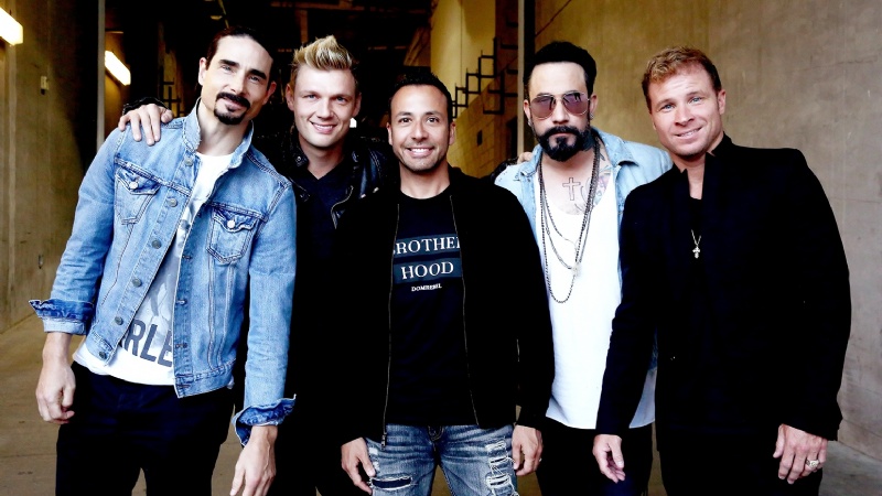 Los Backstreet Boys se declaran fans de Daddy Yankee y cantan “Lo que pasó pasó”
